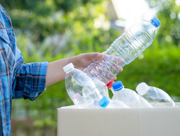 ¿Cómo elegir el envase plástico ideal para tu producto?